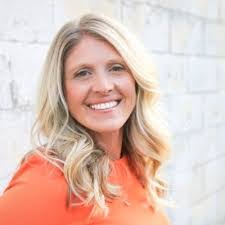 Donna Stines's Instagram, Twitter & Facebook