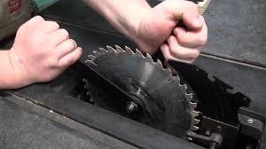 Stop table saw dust in its tracks. How To Change A Table Saw Blade