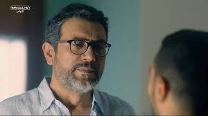 في ناس عنيها مش بتفلق الحجر بس ، لا...