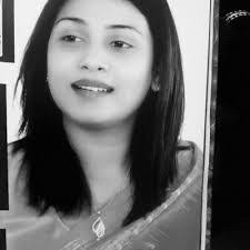 Iris Clifton's Instagram, Twitter & Facebook