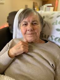 Costume jewelry for Alzheimer's patients