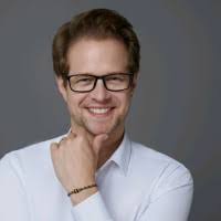 100+ "Dr Kern" profiles