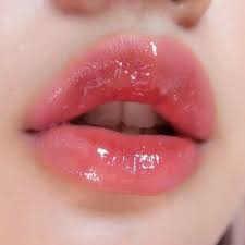 Advanced experience with laser treatments, as well as … ðððððð¢ððððð Beautiful Lips Aesthetic Eyes Lip Beauty