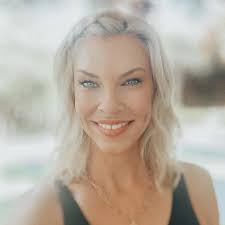 Dayna Purcell-Stylist