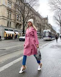 pela rua de bahnhofstrasse uma das ruas mais famosas de zurich zurich switzerland lookoftheday ootd