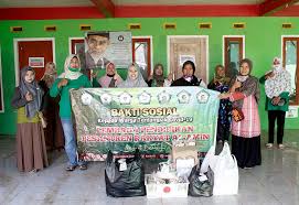 Profil sekolah atau profil lembaga paud biasanya sangat diperlukan ketika lembaga paud menyusun proposal dana bantuan maupun untuk keperluan lainnya. Peduli Covid 19 Paud Pesantren Rakyat Al Amin Bagi Puluhan Sembako