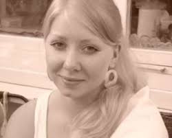 Han er etterlyst for drapet på Pernille Marie Thronsen (21)