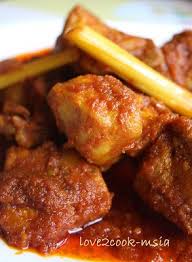 Tumis bumbu halus dengan sedikit minyak, masukkan serai, daun salam, gula merah dam garam, masak hingga harum. Love2cook Malaysia Sambal Ayam Serai Makan Malam Resep Masakan Resep Ayam