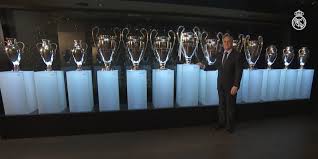 Avant la première journée, place au trophée des champions ce dimanche à tel aviv (20h). Ligue Des Champions Le 13eme Trophee Rejoint La Vitrine Du Real Qui Etait Trop Petite