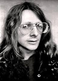 Remembering Brad Burden. A killer bass player/vocalist I performed with in  The Restless in the late '80's. We didn't see eye to eye