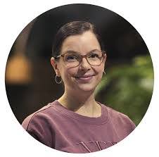 Sonja Rossi's Instagram, Twitter & Facebook