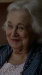 Who Plays Mike Ross' Grandmother in Suits?