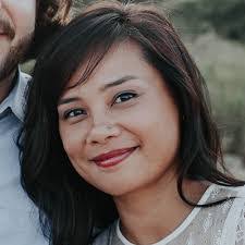 Mary Gottschalk's Instagram, Twitter & Facebook