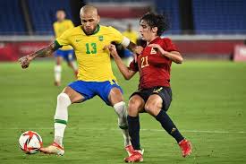 Dani alves entre todos os jogadores da seleção brasileira olímpica: 4ctcu3uk4 Mknm