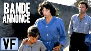 Louis, petit parisien de 9 ans au tempérament fragile et émotif, débarque un jour d'été dans un village breton coupé du monde. A La Tele Ce Soir Programme Tv