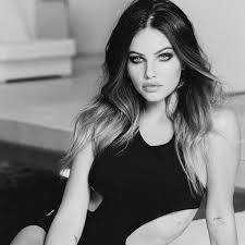 She is a 15 years old french model. Thylane Blondeau Photo 155 Of 164 Pics Wallpaper Photo 1194873 Theplace2