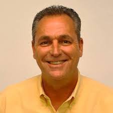 Jesse Jinks's Instagram, Twitter & Facebook