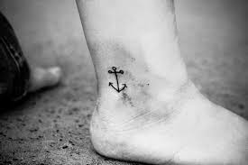 Anchor tattoos have been around for hundreds of years; Pin By Carmela Ferreira On Tattoos Foot Tattoos Small Anchor Tattoos Tattoos