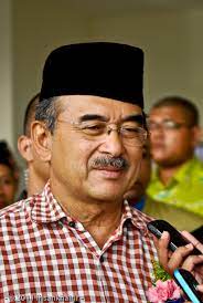 Majid pengurus besar tabung amanah pendidikan memberi taklimat berkenaan fungsi tapem kepada yab tuan hj. Chief Minister Of Malacca Wikiwand