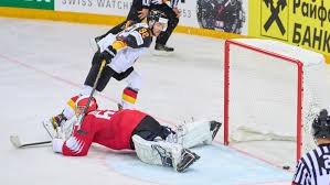 Online eishockey penalty spiele und vieles mehr! Eishockey Wm Ein Tor Fur Eine Briefmarke Noebels Und Sein Tor Kicker