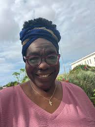 Korsou a drenta den un epoka di hopi intimidashon, menasa i represaya  Politiko Pero Dios no a dunami un spiritu di miedu pero un spiritu di Poder  Amor i di Mente sanu