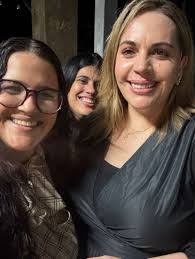 Un tiempo tan sobrenatural que vivimos en Puerto Rico , Dios es tan bueno,  tan real y tan perfecto . Gracias por la invitación Pastora Hilbett Joan  Miranda , fue hermoso conocerte ,