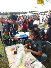 Sekolah menengah kebangsaan seri garing (formerly smjk (inggeris), rawang. 3 000 Attend Rawang School Carnival The Star