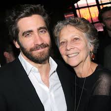 Actress maggie gyllenhaal, his older sister, appeared with him in the film donnie darko.gyllenhaal's father, who was raised as a swedenborgian, is of swedish and english descent and is a descendant of the swedish. Jake Gyllenhaal Will Take You On The Worst First Date
