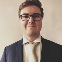 80+ profilů „Moore“