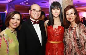 I love playing with design trends, storytelling with animation, and sushi. Kl Sogo S 20th Anniversary And Business Partner Appreciation Banquet 2014 Tatler Malaysia