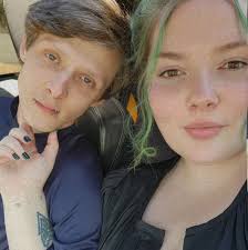 GIVEAWAY TIME‼️ Let's pay it forward one more time! YOU GUYS LOVED THE LAST  ONE SO LETS GO BIGGER!!!!! Tag 5, yes 5 friends(YOU ALL WIN AGAIN‼️),leave  us a review (edited or