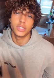 Change Ayden Herrera