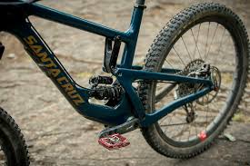 This is a review of a santa cruz nomad 2017 v4 at whistler during crankworx. The New Santa Cruz Nomad Is Longer And Slacker Than Ever First Ride Pinkbike