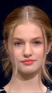 Karalee Evenson's Instagram, Twitter & Facebook