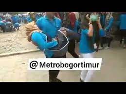 Lowongan kerja pt js jakarta, cileungsi di bogor, pt js jakarta, cileungsi jobs in bogor. Kesurupan Massal Karyawan Pt Js Jakarta Cileungsi Kesurupan Massal Youtube