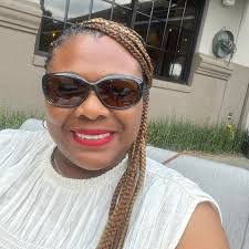 Connie Brinker's Instagram, Twitter & Facebook