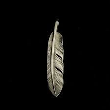 new in silver feather left l 4600hkd 新貨到 銀羽毛左羽 l 4600港幣 deltaone deltaonehk goros instagram instagram photo photo