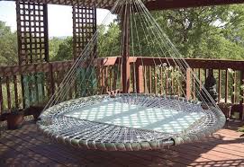 This diy pallet swing bed is the perfect place i'd like to nap. Dream Bed Hammocks Meet Round Mattresses In This Hanging Design Designs Ideas On Dornob