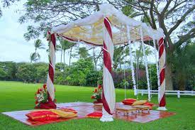 Indian Wedding Decorations Simple Pretty Outdoors Outdoor Indian Wedding Wedding Mandap Indian Wedding Decorations