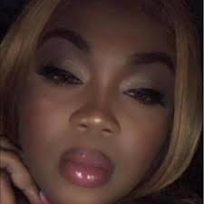 나의 큰 아들 아버지의 날 축하해. 넌 내 손주들에게 최고의 아빠야. 네가 정말 자랑스럽다 내 아들. 당신의 아이들은 당신을 최고의  멋진 아버지로 만들어 주었습니다. 사랑해