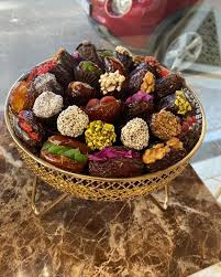 Pin By Naima Bernis On Cuisine In 2020 Raspberry Fruit Cake