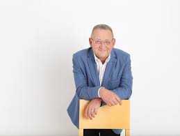 Garantam cele mai mici preţuri pentru egipt, turcia, grecia, austria şi croaziere pe mediterana. Alin Burcea Ceo Al Paralela 45 Cu Afaceri De 36 9 Mil Lei In 2020 Toate AnunÅ£urile De Relaxare S Au SimÅ£it In VanzÄri Si Pe Intern Si In Afara Å£Ärii