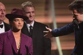 I just want to give you the best that i can possibly give and hope y'all love. Lirik Dan Chord Lagu Marry You Bruno Mars Halaman All Kompas Com