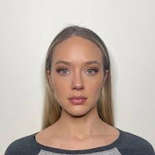 Angela Cheslock's Instagram, Twitter & Facebook