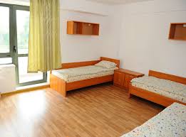 Bucatarie complet utilata, masina de spalat, televizor si internet, toate incluse ca sa te bucuri de viata! CÄmin Versus Chirie Care Este DiferenÈa De PreÈ Pentru O LunÄ De Cazare Ziar Gazeta De Cluj