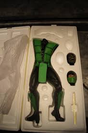 In regards to the heat, get a fan, a bowl of ice, put some salt on it, and put the bowl of salted ice in front of the fan. Pcs Classic Reptile 1 4 Ultimate Mortal Kombat 3 Statue Unboxing