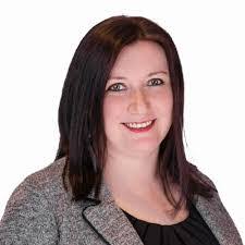 Alexandra Dearborn's Instagram, Twitter & Facebook