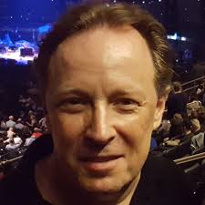 When to feed discus after introducing to tank?