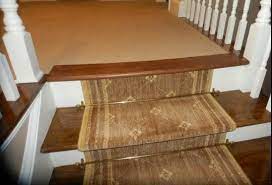 This Is A Perfect Transition From Wall To Wall Carpeted Upstars To A Hardwood Downstairs Different Rug Though Wood Stairs Stair Remodel Diy Flooring