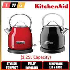 This kettle is a traditional dome shape and has a 1.25l capacity with a compact shape meaning that it doesn't take up much space on your worktop. Kitchenaid 1 25l Stainless Steel Cordless Electric Kettle 5kek1222b Empire Red Onyx Black 5kek1222bob 5kek1222ber Shopee Malaysia